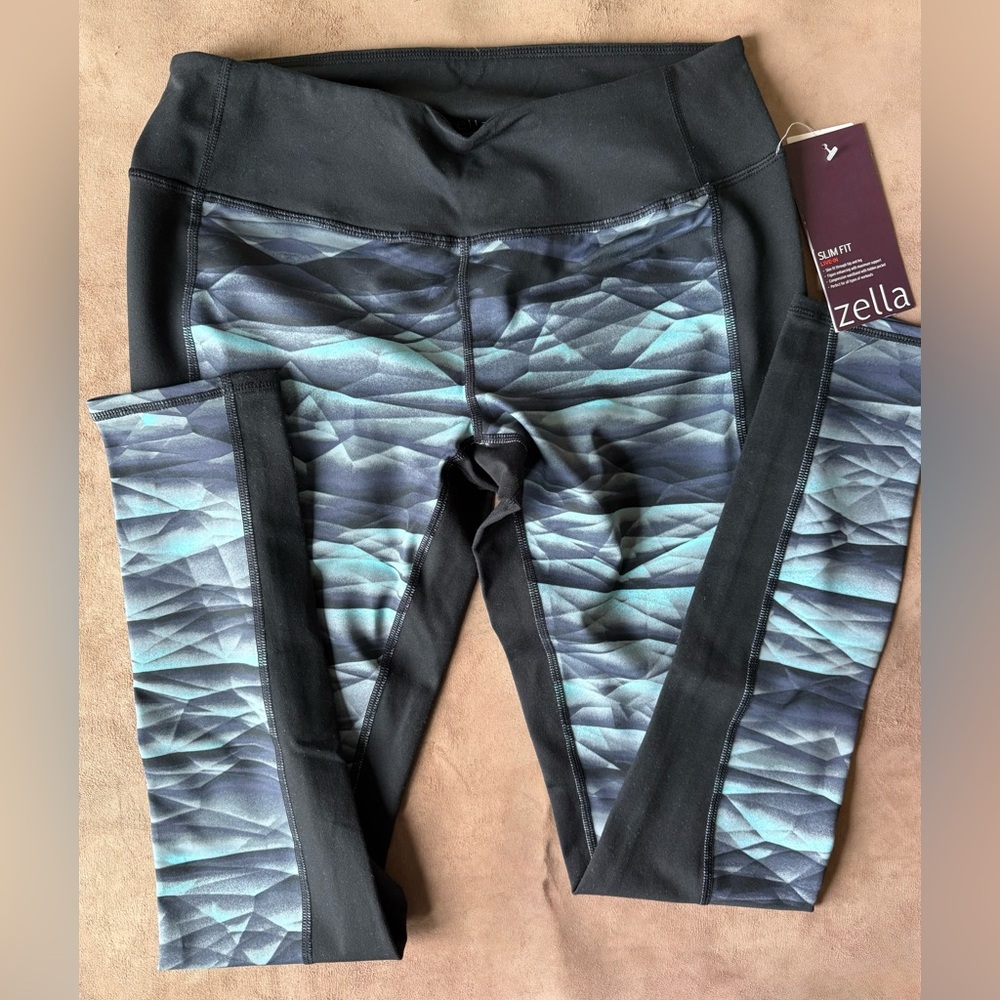 Zella Origami Print Leggings Size M NEW
